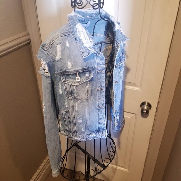 NEW SEXY Premium Monday Distressed Soft Denim Jean Jacket Medium - Picture 3 of 11